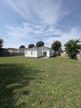 601 Cedarbrook Ct in Decatur, AR - Building Photo - Building Photo