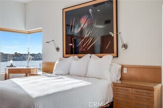 512 S Bay Front in Newport Beach, CA - Building Photo - Building Photo