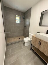 5666 Mayo St-Unit -1 in Hollywood, FL - Building Photo - Building Photo