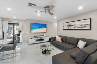 659 108th Ave N in Naples, FL - Building Photo - Building Photo