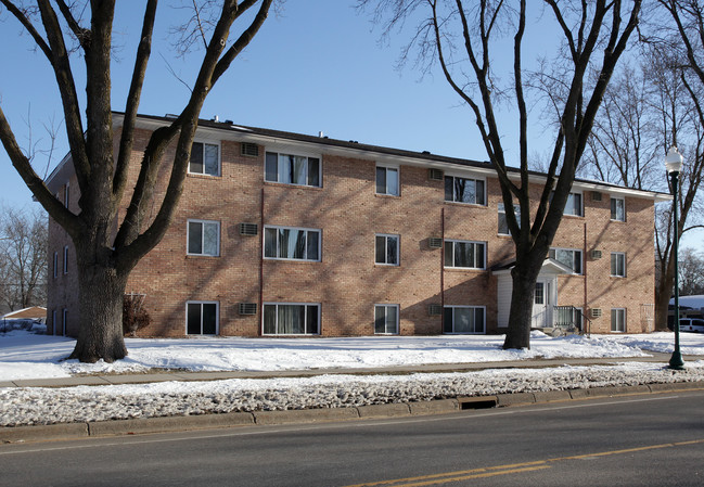 Elm Terrace Apartments in Farmington, MN - Building Photo - Building Photo