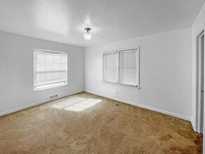 116 W Vega Dr in Hobbs, NM - Building Photo - Building Photo