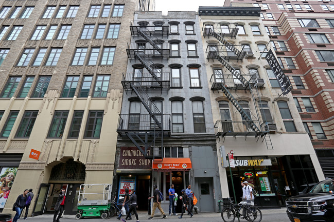 155 Chambers St in New York, NY - Building Photo - Building Photo