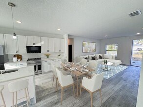 2415 SW 147 Place Rd in Ocala, FL - Building Photo - Building Photo