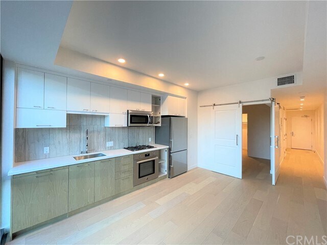 400 S Broadway-Unit -803 in Los Angeles, CA - Building Photo