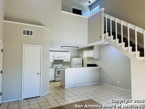 5322 Medical Dr in San Antonio, TX - Foto de edificio - Building Photo