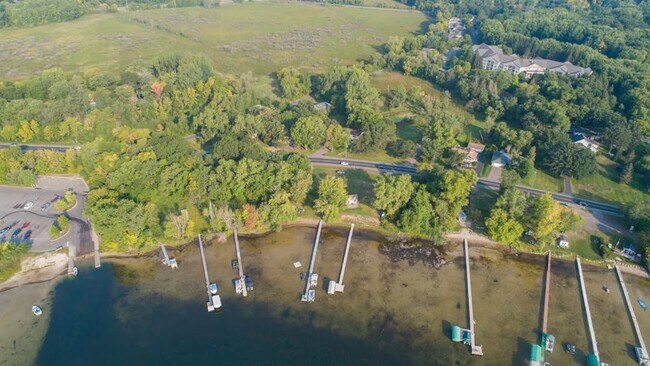 2473 Lake Ave, Unit 2