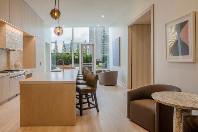 property at 910 S Michigan Ave