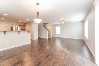 7942 Bliss Hill Ct in Las Vegas, NV - Building Photo - Building Photo