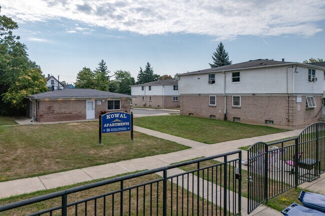 Kowal Apartments in Buffalo, NY - Building Photo - Building Photo