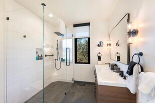 2100 Old Soda Springs Rd in Napa, CA - Building Photo