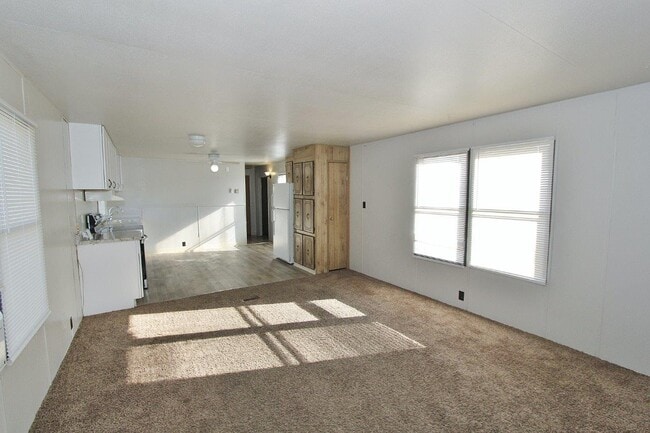 property at 2215 Toms Cabin Rd