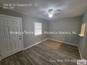 306 W St Francis St in Brownsville, TX - Building Photo - Building Photo