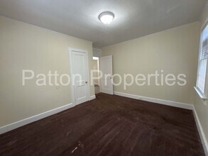 4300-14302 Wentworth Dr in Columbia, SC - Building Photo - Building Photo