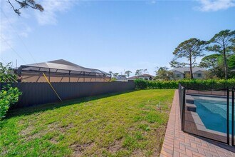 4665 Key Largo Ln in Bonita Springs, FL - Building Photo - Building Photo