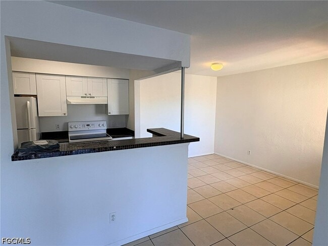 property at 2905 Winkler Ave