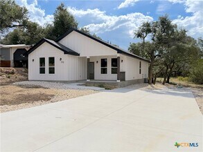 770 Buck Run Pass in Canyon Lake, TX - Building Photo - Building Photo