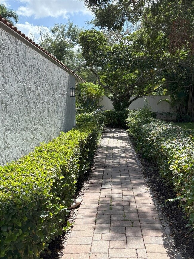 2538 Windsor Way Ct in Wellington, FL - Building Photo - Building Photo