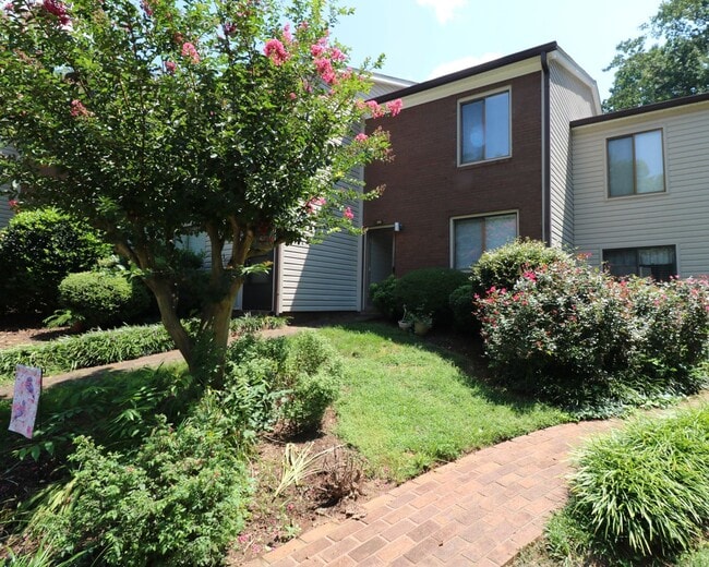 property at 171 Forest View Dr