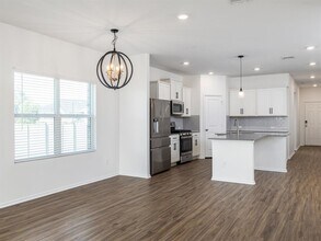 145 Blue Blaze Trl in Georgetown, TX - Building Photo - Building Photo