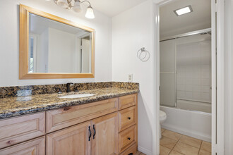 614 Sunfish Way, Unit 614 Sunfish Way in Port Hueneme, CA - Building Photo - Building Photo