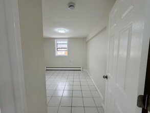 253 Webster Ave in Jersey City, NJ - Building Photo - Building Photo