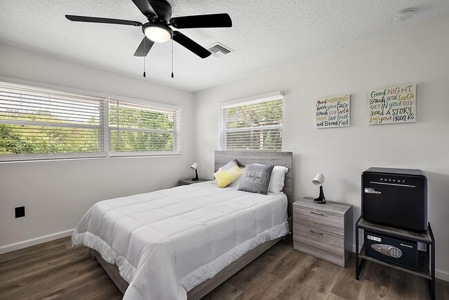 property at 2232 Sunnyview Dr