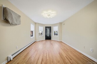 272 E Harrison St in Long Beach, NY - Building Photo - Building Photo