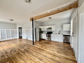 222 Kenilworth St in Detroit, MI - Building Photo - Building Photo