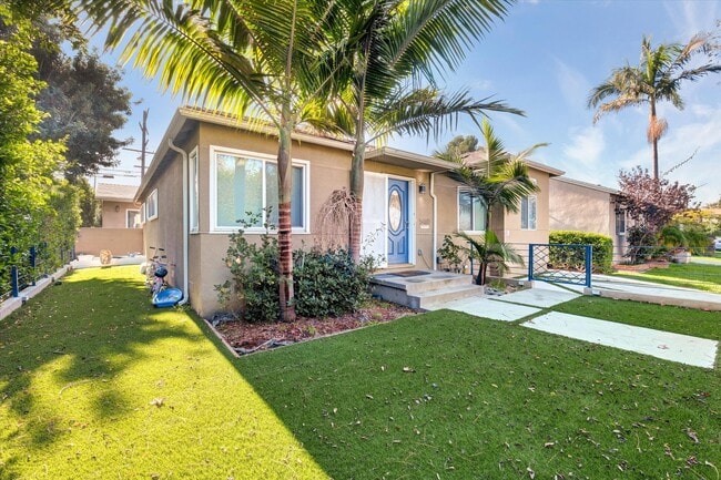 5400 82nd W St in Los Angeles, CA - Foto de edificio - Building Photo