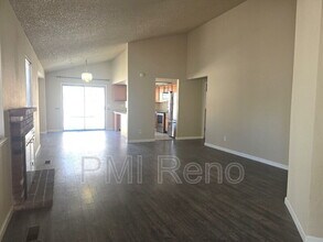 4319 Pescado Way in Reno, NV - Building Photo - Building Photo