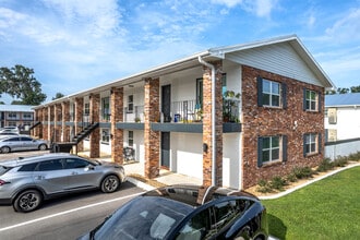 Central Haven Apartments in Winter Haven, FL - Foto de edificio - Building Photo