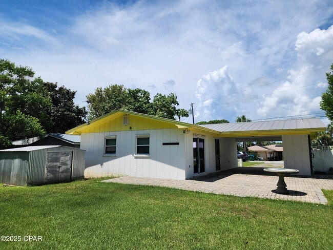 16236 E Lullwater Dr in Panama City Beach, FL - Building Photo - Building Photo