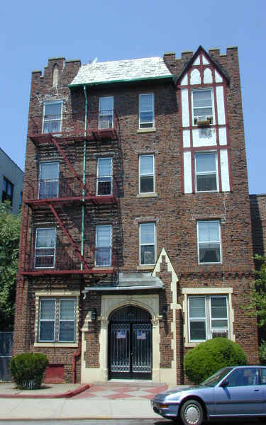 6914 6th Avenue in Brooklyn, NY - Foto de edificio