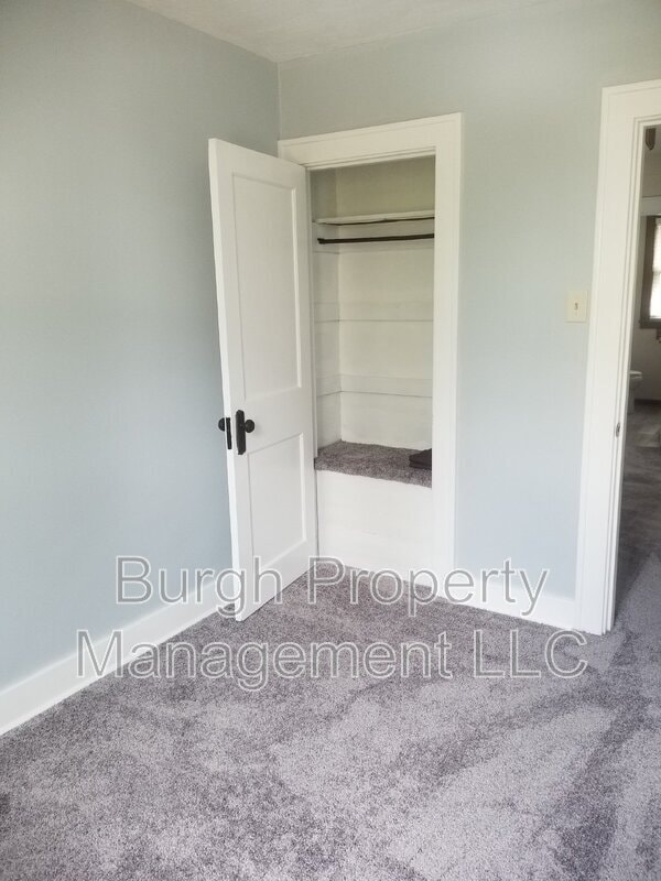 944 Jackman Ave in Pittsburgh, PA - Building Photo - Building Photo