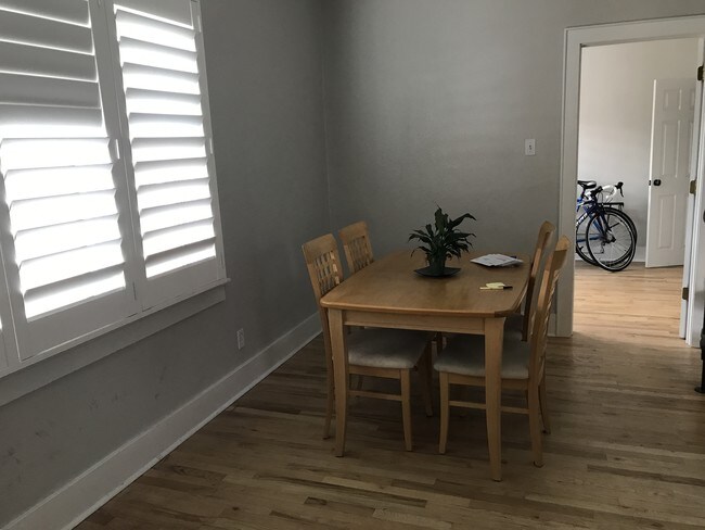 1640 N Downing St-Unit -204 in Denver, CO - Foto de edificio - Building Photo