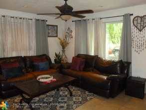 2806 NW 51st Pl in Tamarac, FL - Building Photo - Building Photo