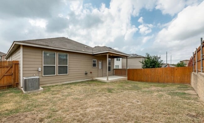 11341 Fine Design in San Antonio, TX - Building Photo - Building Photo