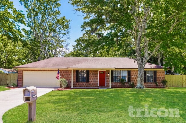 property at 1715 Farm Way