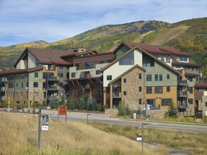 2250 Apres Ski Way-Unit -E3 in Steamboat Springs, CO - Building Photo - Building Photo