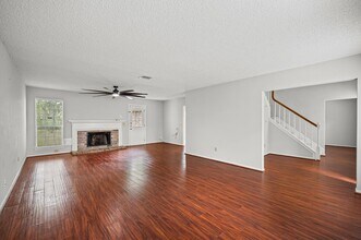 3018 Granite Lake Dr in Missouri City, TX - Building Photo - Building Photo