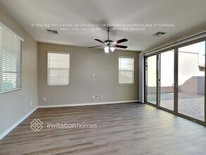 1022 S Annie Ln, Unit G201 in Gilbert, AZ - Building Photo - Building Photo