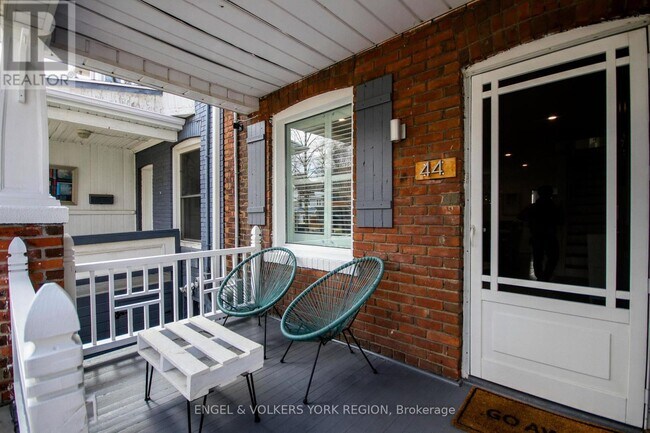 44 Rhodes Ave in Toronto, ON - Building Photo - Building Photo