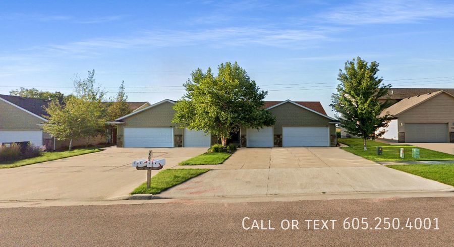 3503 W 93rd St, Unit 3503-04 in Sioux Falls, SD - Building Photo