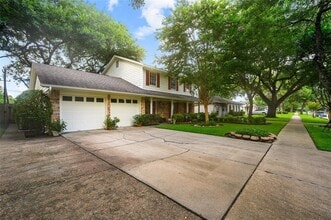 12826 Westmere Dr in Houston, TX - Building Photo - Building Photo