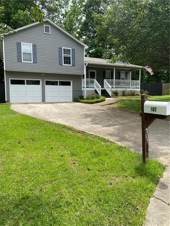 107 Ivy Green Ct in Dallas, GA - Foto de edificio - Building Photo