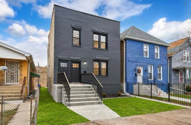 1154 W 88th St in Chicago, IL - Building Photo - Building Photo