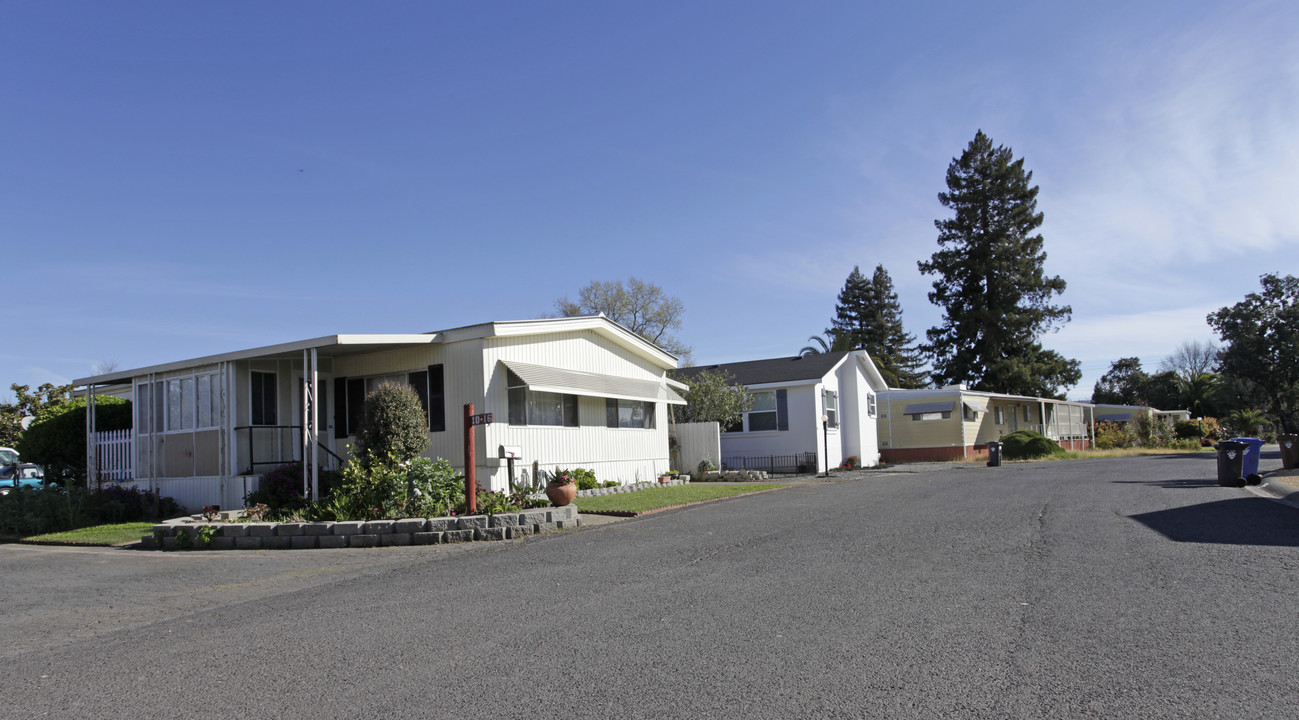 4227 Solano Ave in Napa, CA - Building Photo