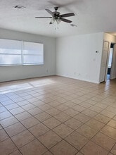 8016 Lowndes St in Bay St. Louis, MS - Foto de edificio - Building Photo