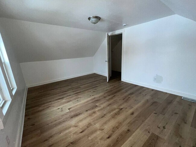 3672 Sykora Rd in Cleveland, OH - Building Photo - Building Photo